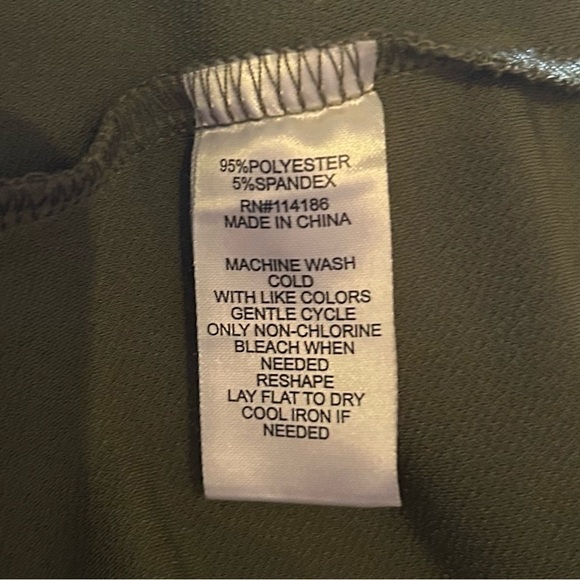 89th & Madison Olive Blouse with Gold Zipper Size 2X - Picture 5 of 5